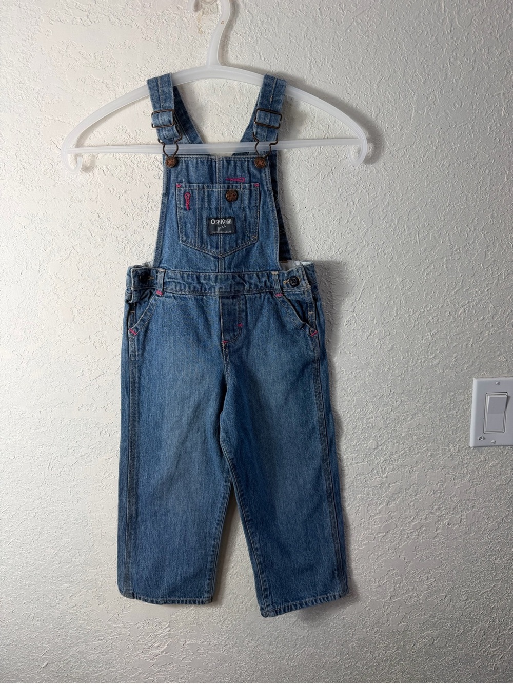 Oshkosh B'gosh Toddler Denim Bib Overalls Pink Stitching Sz 3T